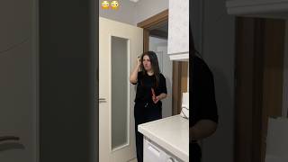 Mutfakta Gördüğüme Bakın