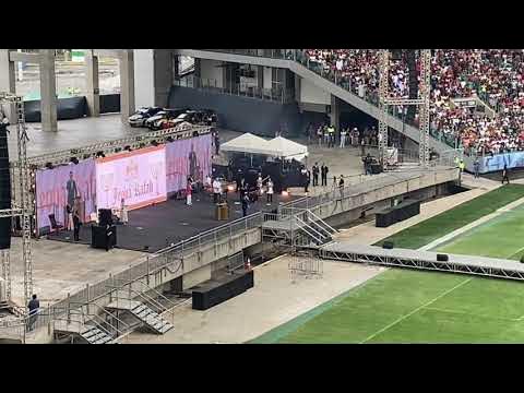 Salvador: Bispo Bruno Leonardo reúne cerca de 60 mil fiéis em oração na  Arena Fonte Nova - Jornal Grande Bahia (JGB)