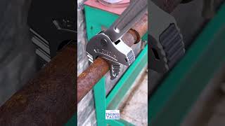 Grips everything from rusty hex bolts to plumbing pipes