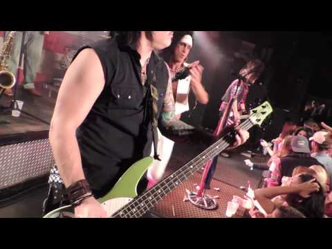 Welcome to the Show   The Velcro Pygmies HD