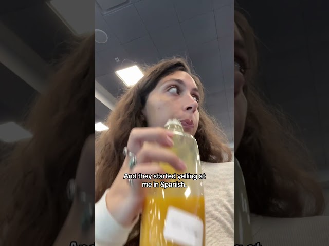 My overstimulated airport experience🎧✈️