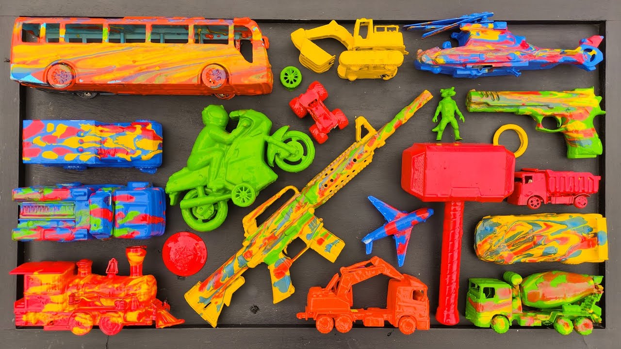 Membersihkan Mainan Mobil Balap, Truk Molen, Kereta Api, Excavator, Tank Baja, Speed Boat, Pesawat