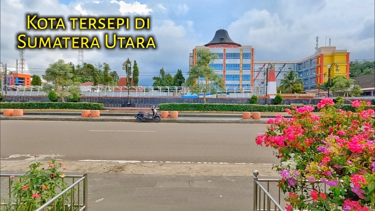 Kota ini menjadi kota tersepi di sumatera utara | Gunungsitoli