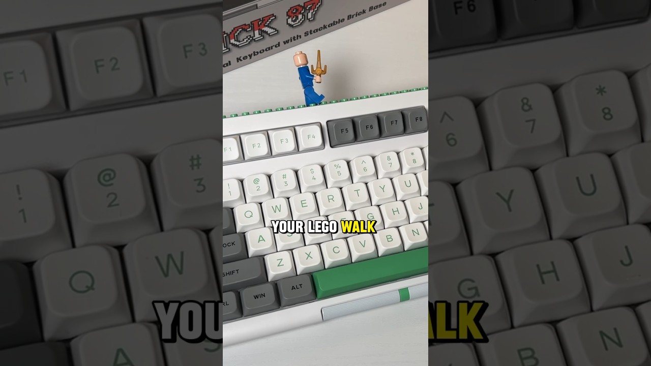A LEGO keyboard?!? 