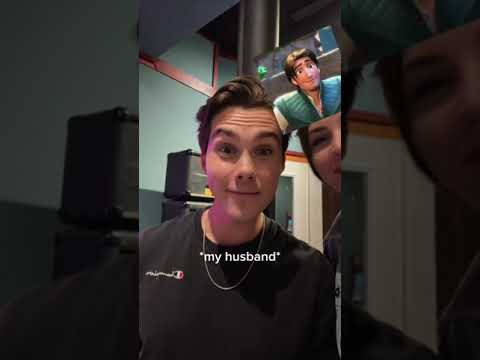 Assista a Jeremy Shada just like twins #shorts no YouTube Assista a Jeremy Shada just like twins #shorts no YouTube