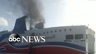 Fire Forces Passengers to Abandon Ship