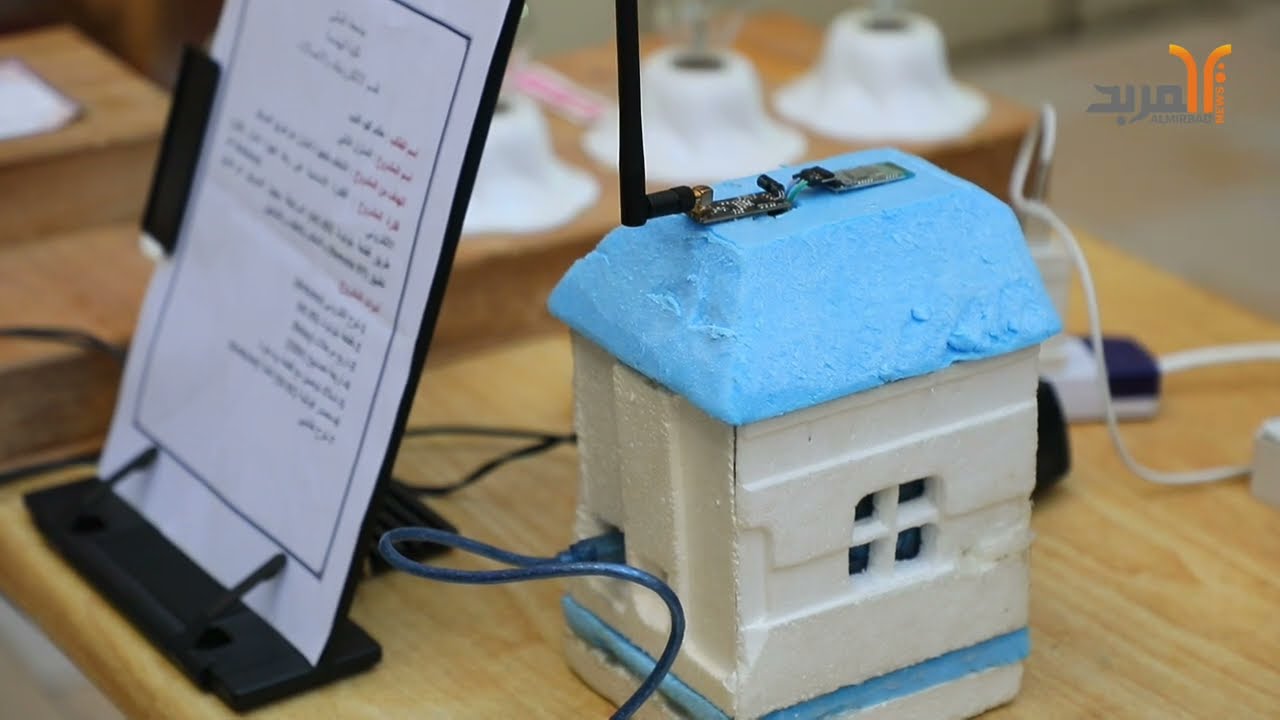 معرض لنتاجات الطلبة والأساتذة في كلية الهندسة بجامعة المثنى #المربد