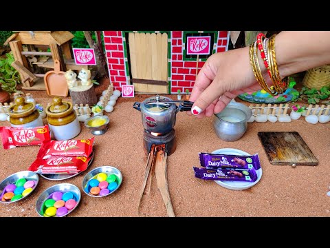 Miniature Kitkat Chocolate Cake | Chocolate Cake Recipe | Kitkat Cake | Rini's Miniature |