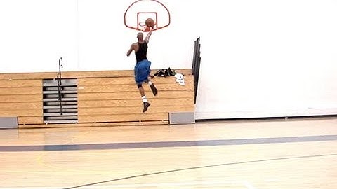 Kobe Attack - Shot Fake, Crossover Step, Spin Move Layup Pt. 1 | DWade Scoring Tips | Dre Baldwin