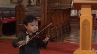 : Joshua Tan, aged 3, performing violin at his first soloists concert!