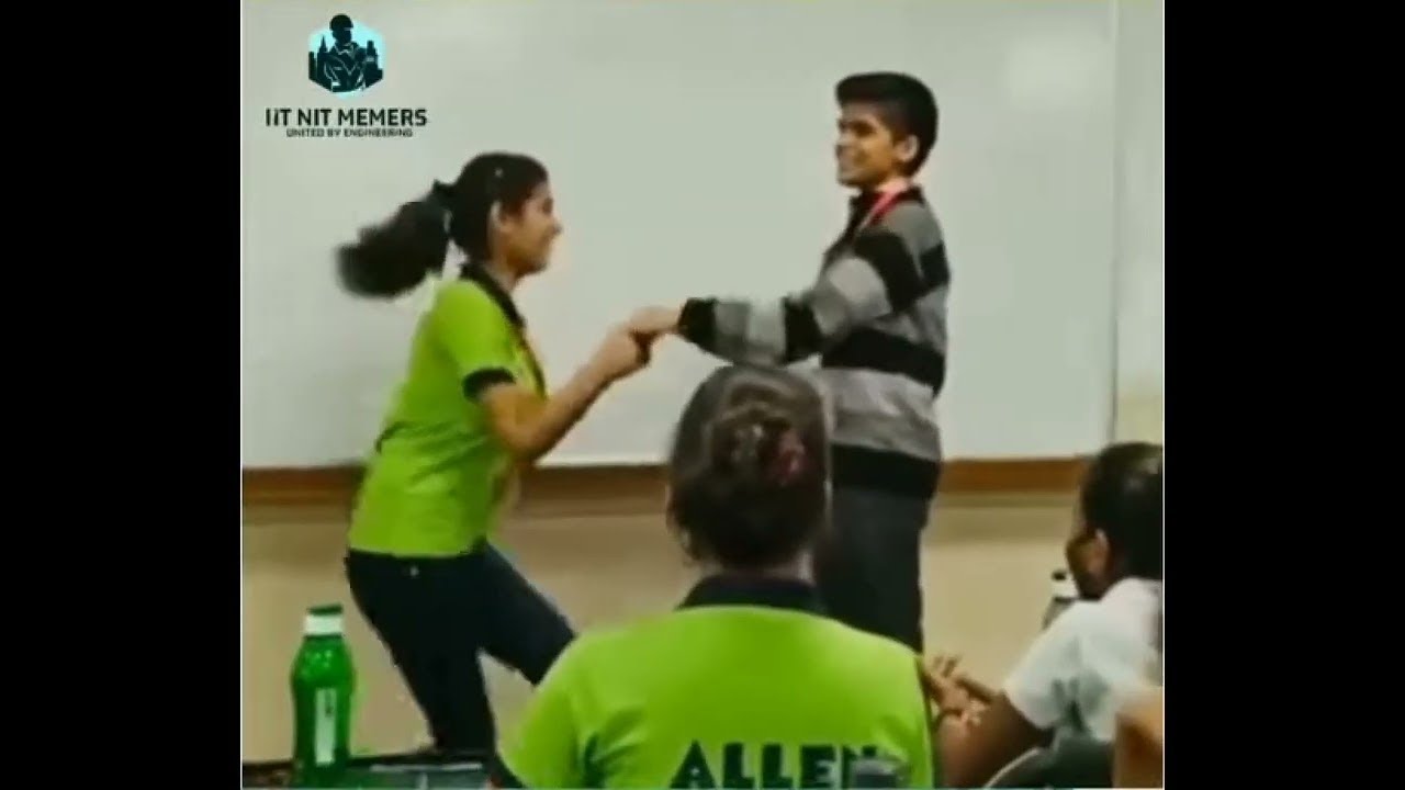 Allen viral dance with girl || Allen girl dancing || Rare moment 