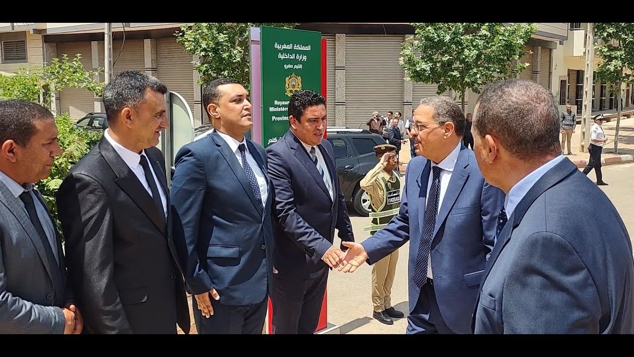 عامل صاحب الجلالة على اقليم صفرو في زيارة رسمية تواصلية  لايموزار كندر .