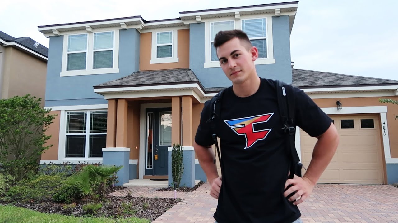 VISITING THE NEW FAZE HOUSE YouTube