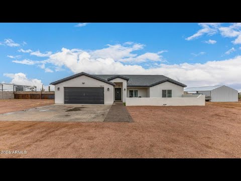 1427 E WHITELEY Street, Apache Junction, AZ home video tour