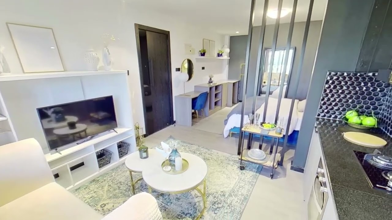 Escada | Studio Apartment