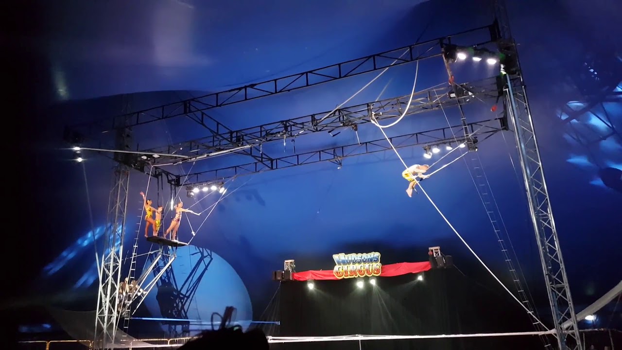 flying trapeze
