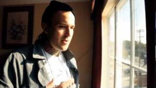 Celebrity Hypetrak TV: One on One with Yelawolf (Part 1) | Interview | Interscope Profile