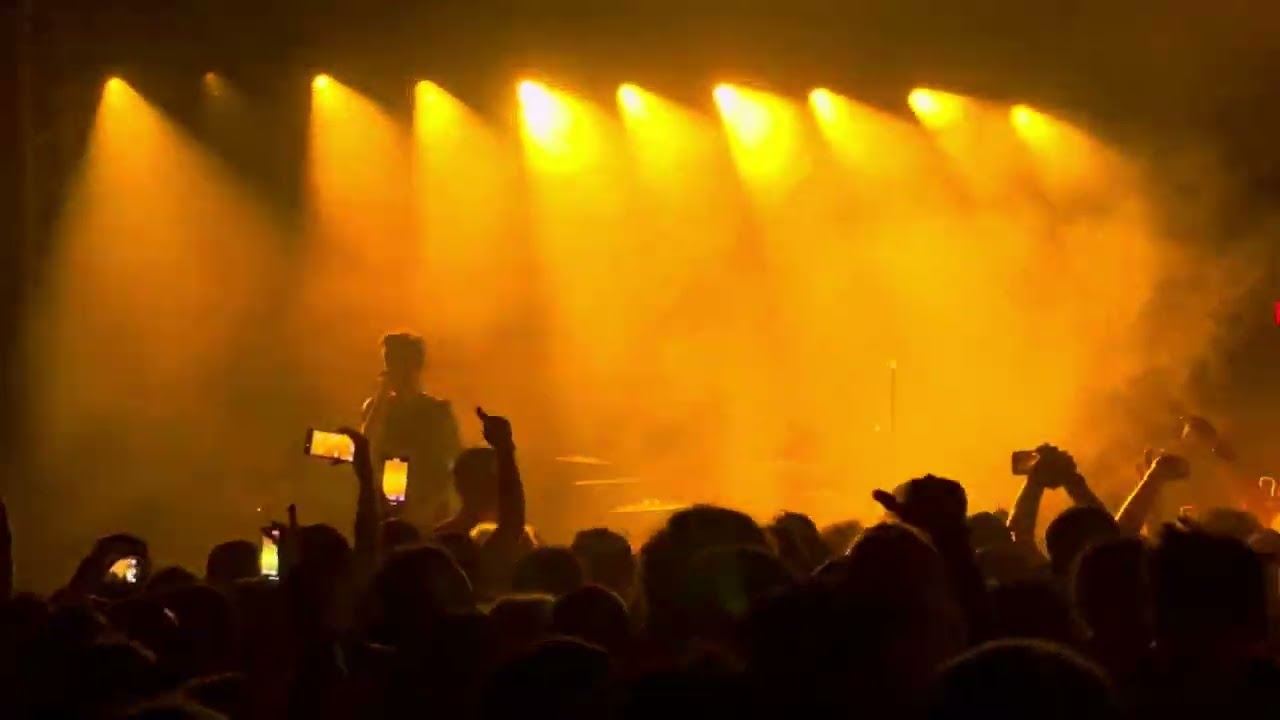 Glassjaw “Siberian Kiss” live 4/16/25