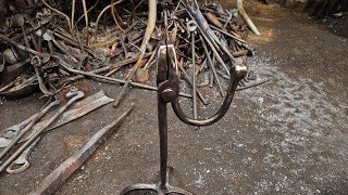 Forging a Rushlight