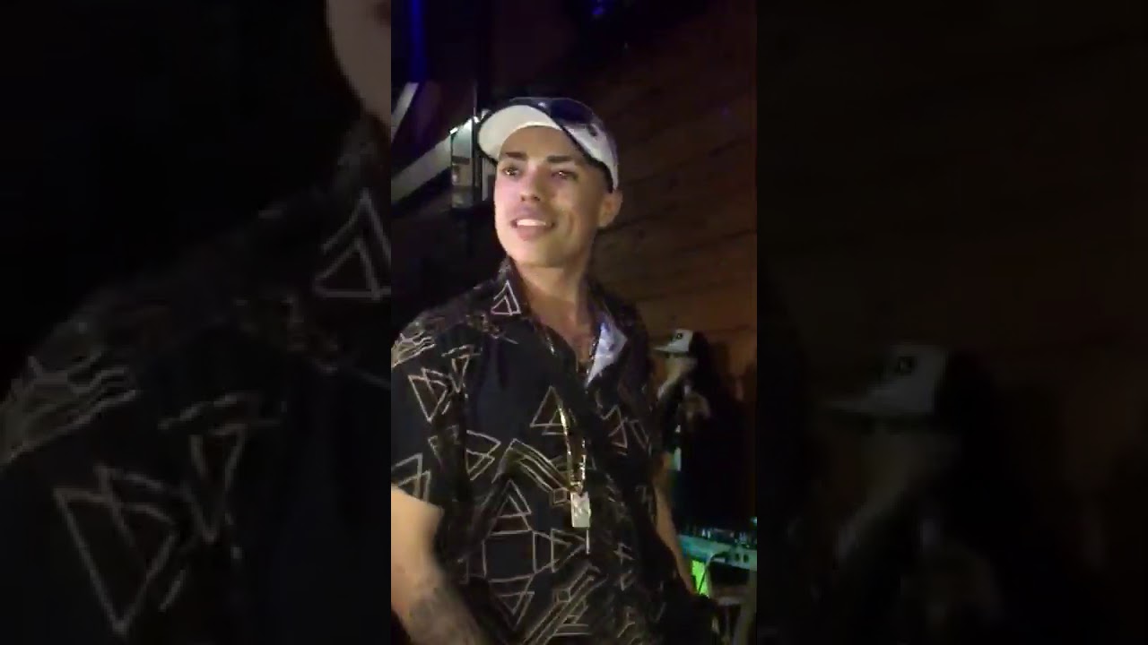 Mc Menor Mr Vida Loka Tambem Ama Sua Musica