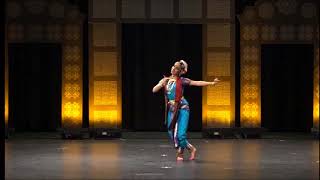 Video thumbnail of "Esho Shyamolo Sundoro - a self choreographed dance by Amrita Sarker (Tia)"
