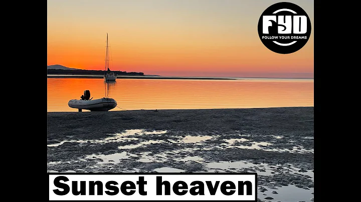 The most amazing sunsets we have ever seen!! Followed by 35Knot winds! Ep 10