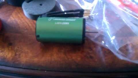 leopard brushless motor, 2000kv 1/8 unboxing