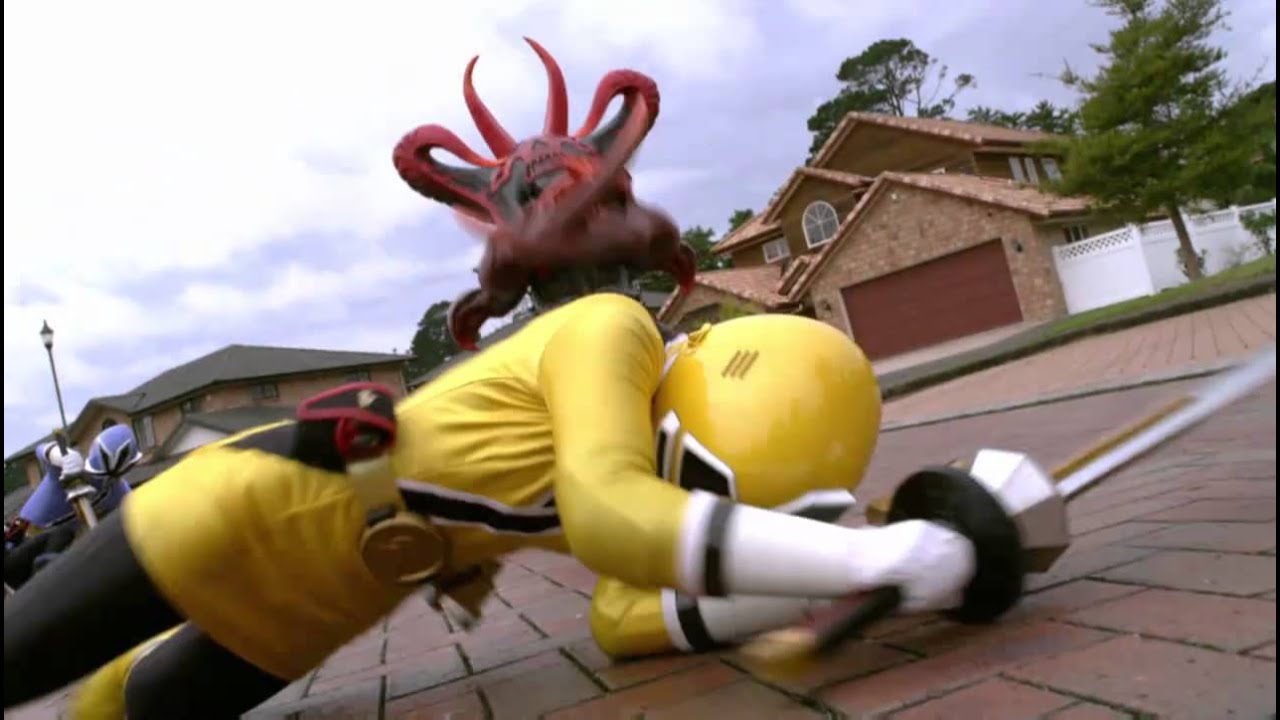 Power Rangers Super Samurai: "The One That Got Away" - The Samurai Rangers are back! Before they can save the world, they need to take care of an enemy that got away.  