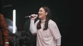 Unción en el aire  - World Worship feat CalesLouima  -  Video Live Oficial