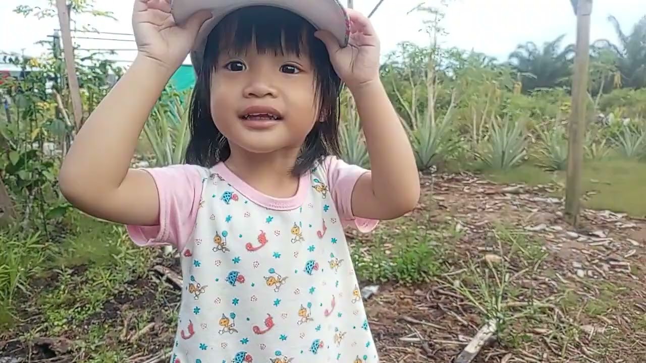 Tanam ak keladi belakang rumah😄