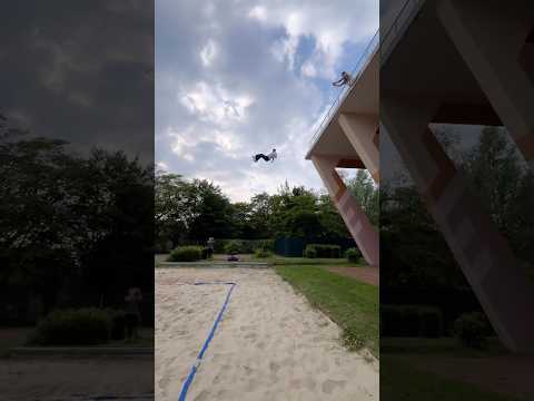 freerunners 🤝 all in every time @DomTomato #freerunning #freerunner #givesyouwiiings #challenge