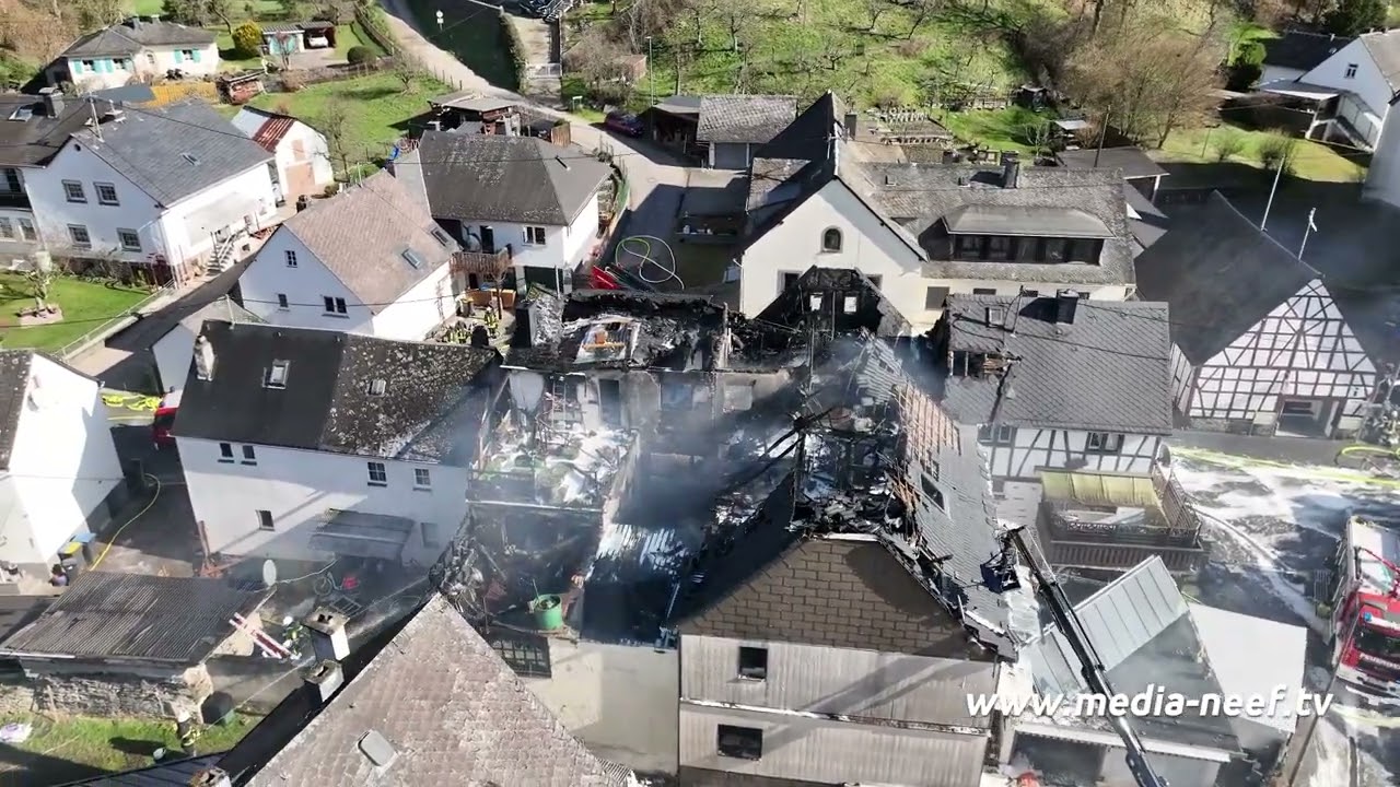 Drei Wohnhäuser in Lütz (Cochem-Zell) nach Brand unbewohnbar - 27.02.2023