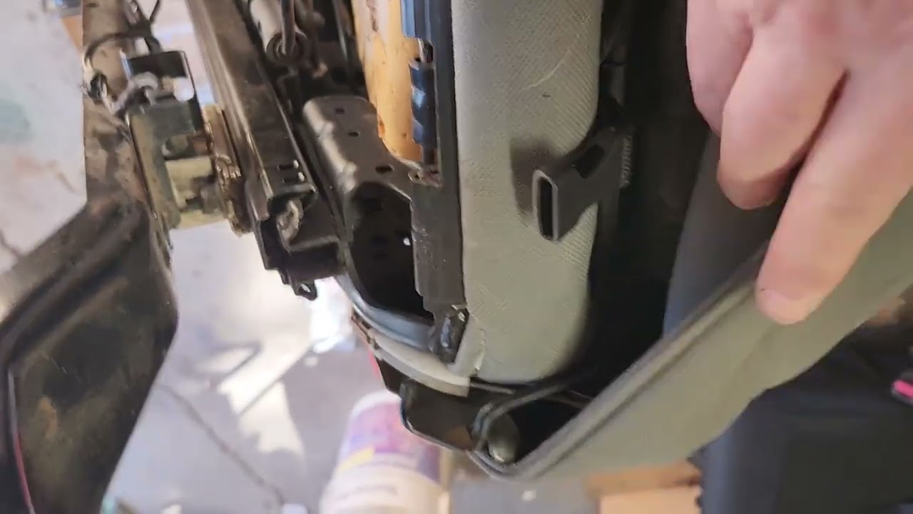 SmittyBilt G E A R JK Custom Fit Seat Cover Install and Review