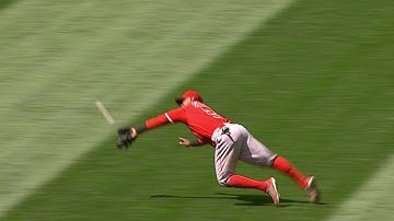 LAA@SEA: Aybar ranges to snag blooper in shallow left