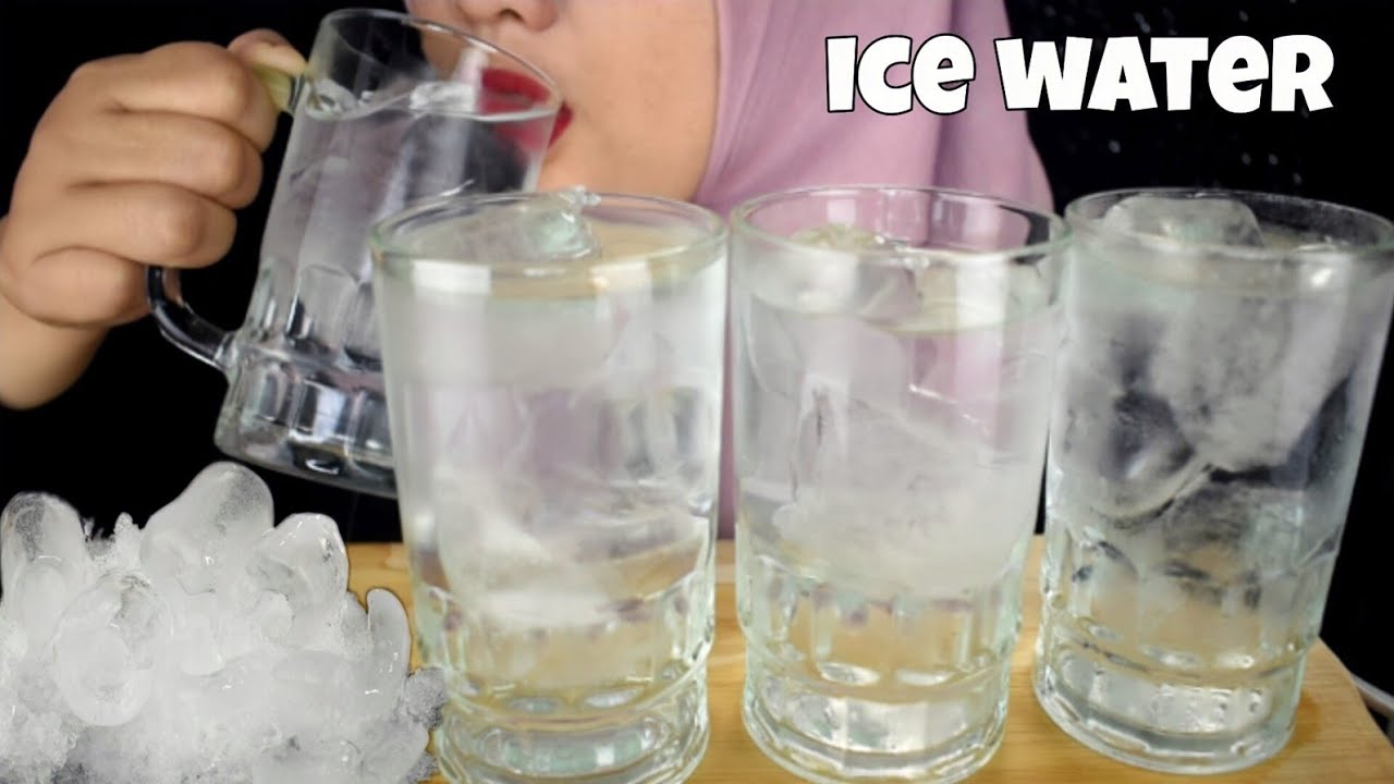 SEGARR HAUS | ASMR ICE EATING|DRINKING ICE WATER|MINUM AIR PUTIH DINGIN|MINUMAN SEGAR|ASMR INDONESIA