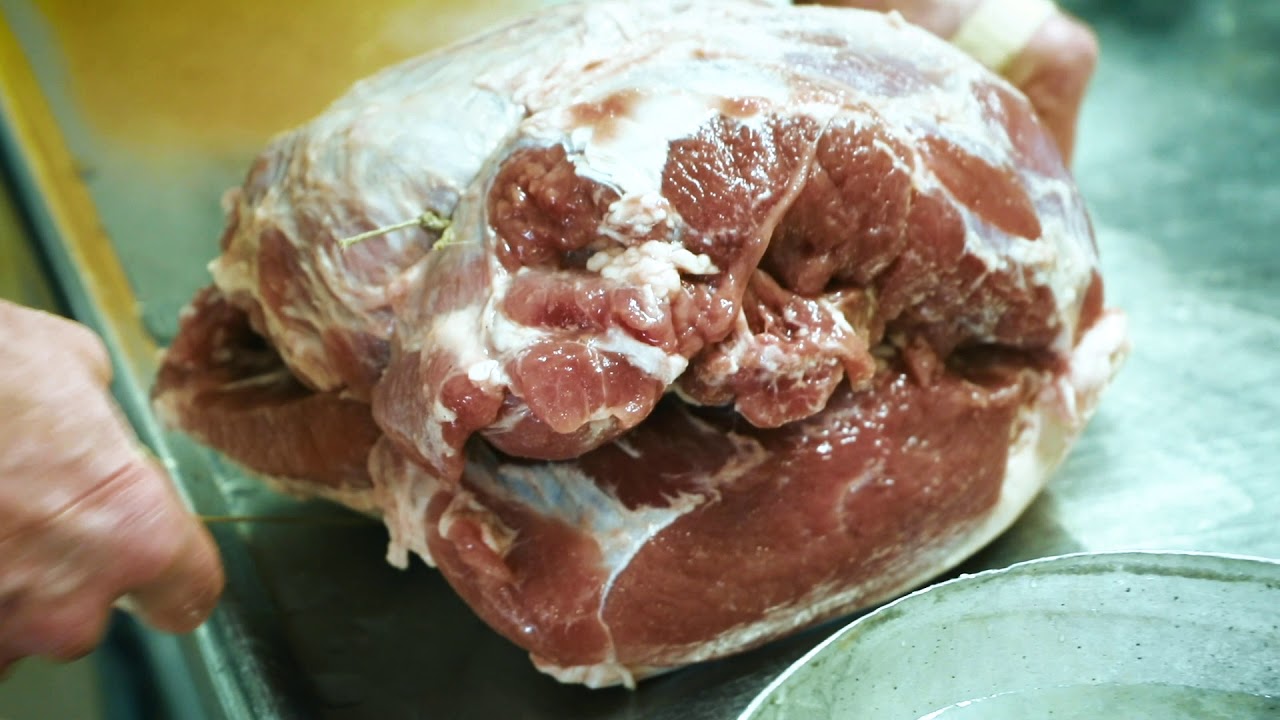 Metzgerei Schmitz - Das Schwein | Hintergrundwissen - Episode 7