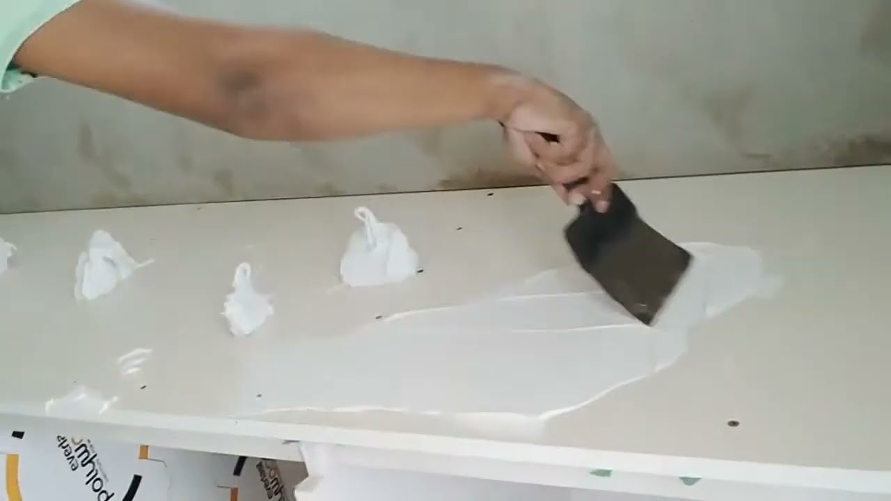 video Koll me dy komponentë KERALASTIC