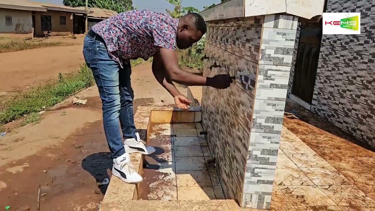 Premier Forage realiser par Bamena USA au Quartier Louh Tchaya.