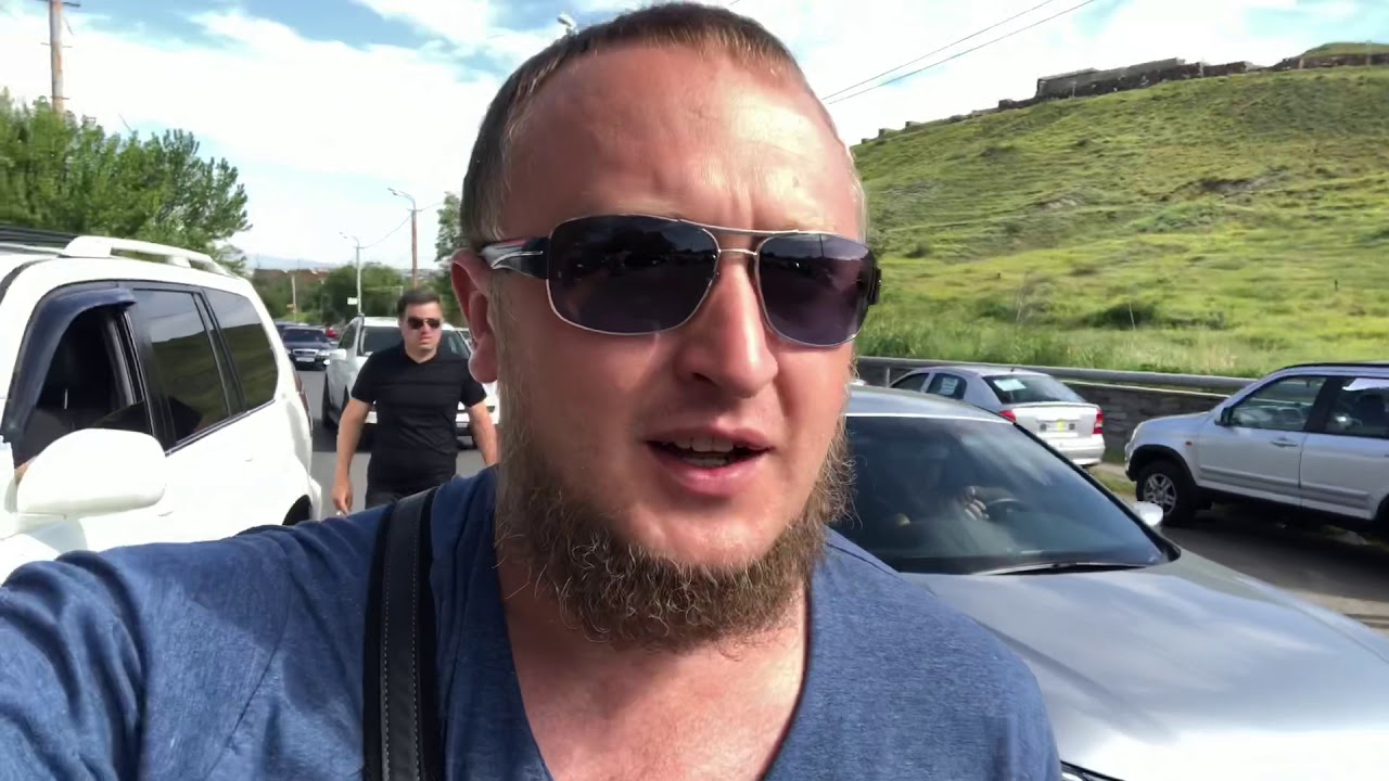 Авторынок Армения обзор тойота камри и Ниссан эльгранд - YouTube