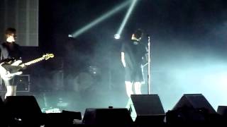 The Neighbourhood Performing Lurk   The Fox Theatre In Oakland On July 252014