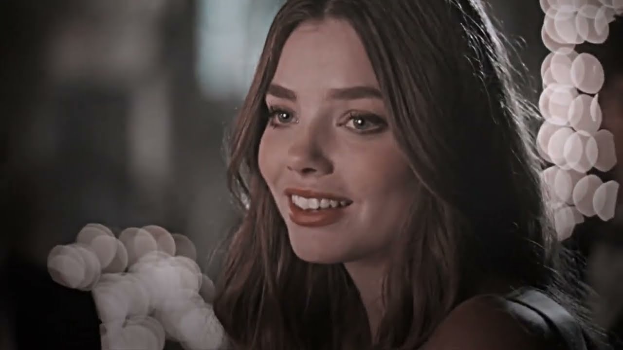 ✤ alaska & justin  | winter crush [au crossover]