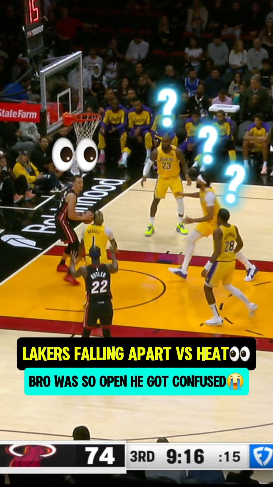 LeBrons reaction to nobody guarding?