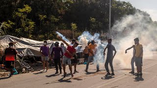 Lesbos : des affrontements éclatent entre policiers et migrants, après l'incendie du camp de Moria