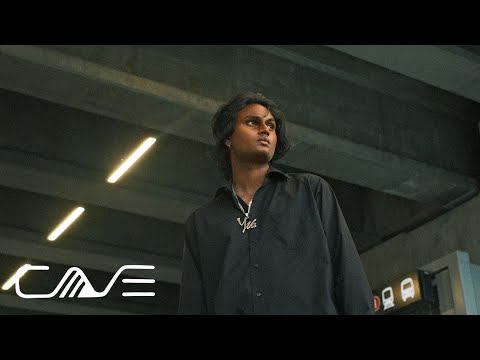 Duava ft. Saxon Davis - Running (Official Lyric Video)