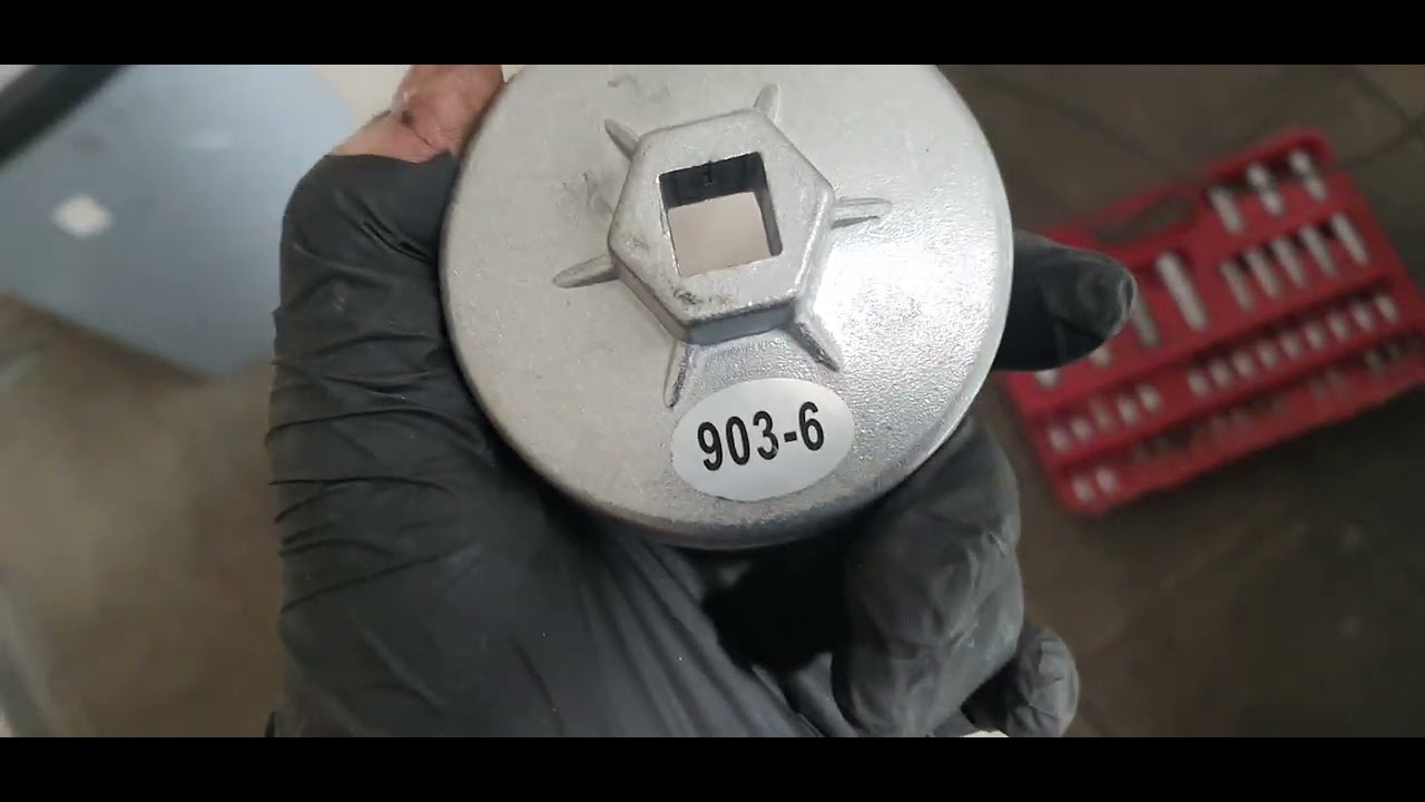 grand entretien sur nissan juke 1.5 dci 2013 partie 2.