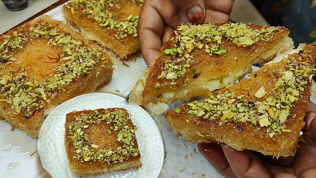 Iftar Dawat Special Tareefon Mein 4 Chand Lag Jaenge Jab Ye Dessert Banaenge | Bread Kunafa Recipe