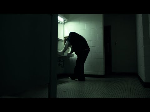 BLAKSWAN - Elephant