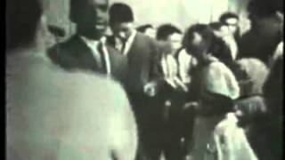 Bonnie Fussell - Too High Class Swan 4070 1961