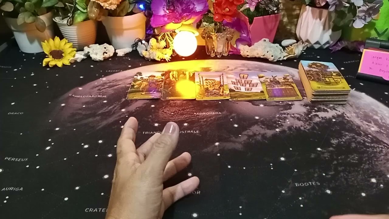 🌸🌸AKHIR AKHIR INI ORANG INI DIPRESI MIKIRIN KAMU💥#tarot #gondes 