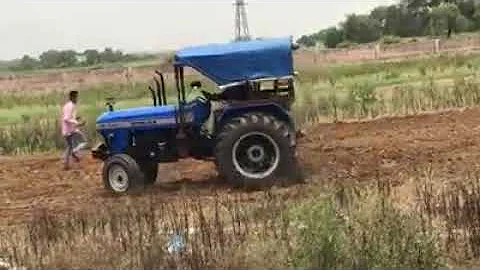 Yaaran Da tractor